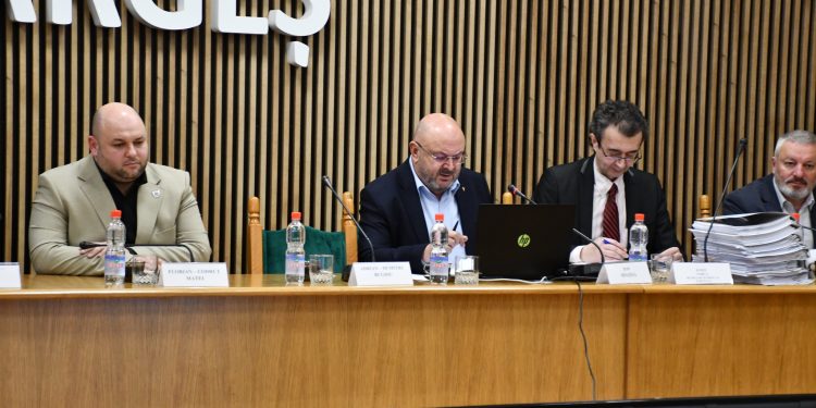 A fost aprobat bugetul județului Argeș pe 2025