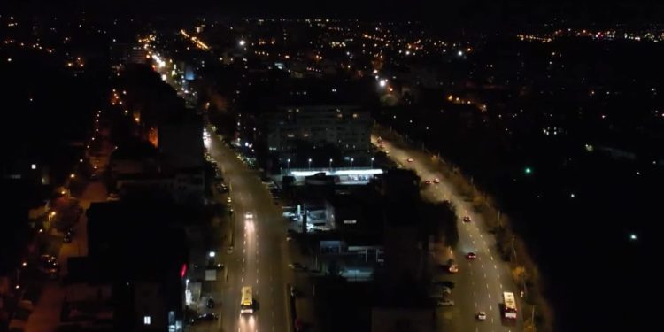 Continuă modernizarea și eficientizarea iluminatului public în municipiul Pitești, cu finanțare nerambursabilă!