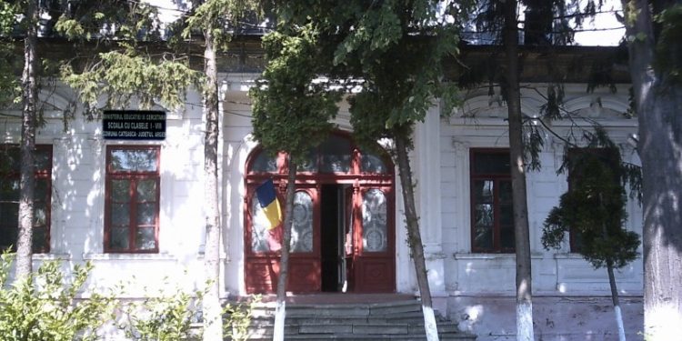 Școala Gimnazială Căteasca organizează concurs pentru postul de administrator financiar