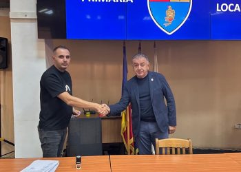 Primăria Municipiului Pitești continuă investițiile în infrastructura sportivă școlară!