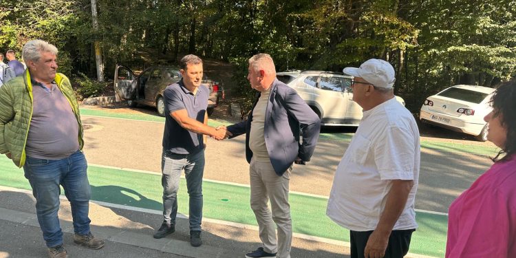 Încep lucrările pentru reabilitarea canalizării pluviale din zona Schit Trivale!