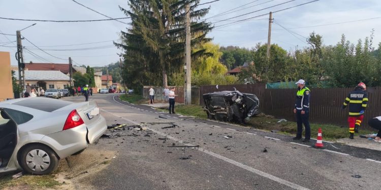 Tragedie în Argeș! Soferi morţi după un impact catastrofal între două autoturisme