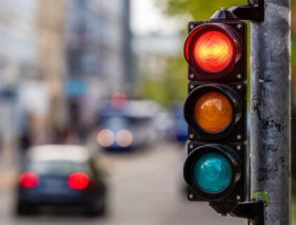 Lucrări de semaforizare în curs pentru noul sistem de management al traficului în Pitești!