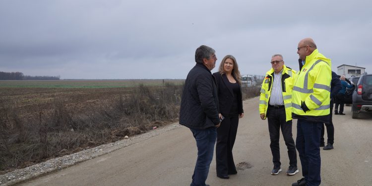 Lucrările de modernizare a DJ 702 F, în grafic