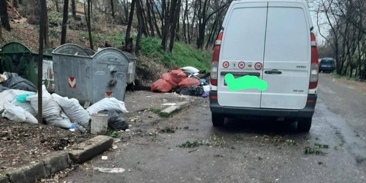 Sancțiuni aplicate pentru depozitarea necorespunzătoare a deșeurilor
