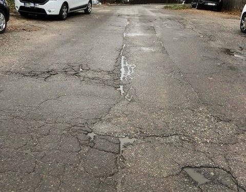 Trafic rutier oprit pe strada Zamfirești