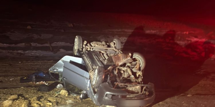 Mașină răsturnată la Dâmbovicioara!