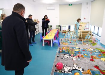 Azi s-a deschis Creșa „Eroilor” – 92 de noi locuri pentru copiii din Pitești!