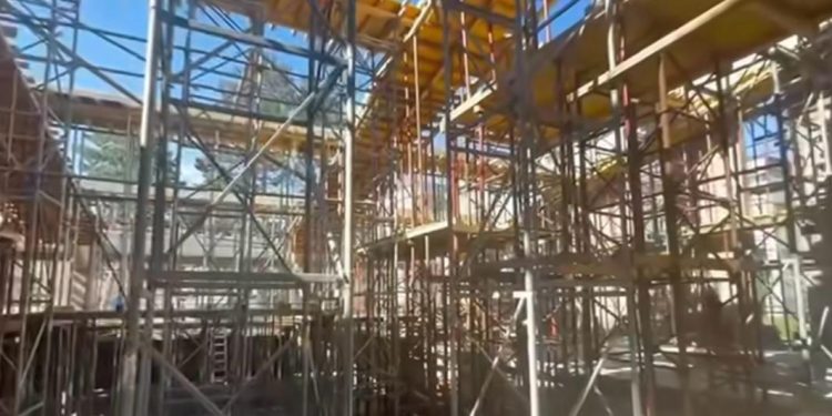 Bazinul didactic de la Colegiul Tehnic „Costin D. Nenițescu” prinde contur