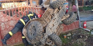 Accident cu ATV în Costești: o persoană rănită, transportată la spital