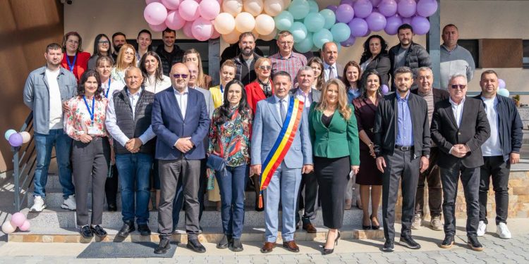 Ion Mînzînă: Primăria Bradu și echipa primarului Dan Stroe au dus la capăt un proiect important finanțat în perioada în care Ministerul Muncii era condus de Simona Bucura Oprescu