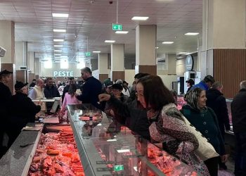 Pitești: Piețele și târgurile vor fi deschise de 1 Mai și în weekend