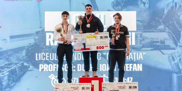 Performanță remarcabilă: un licean de 17 ani câștigă ediția aniversară Young Car Mechanic