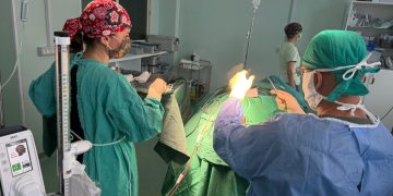 Premieră medicală la SJU Pitești: sistem modern de lavaj și drenaj intracranian, utilizat pentru prima dată în Argeș