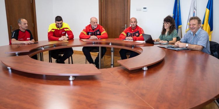 Parteneriat pentru trasee mai sigure în Munții Făgăraș și Iezer-Păpușa