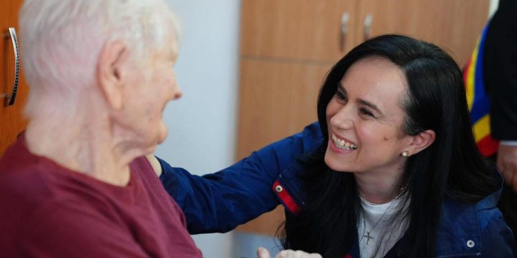 Simona Bucura-Oprescu susține noi măsuri pentru un sistem de asistență socială mai eficient și mai transparent