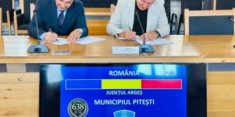 S-a semnat contractul pentru realizarea corpului C6 – Colegiul Economic „Maria Teiuleanu”
