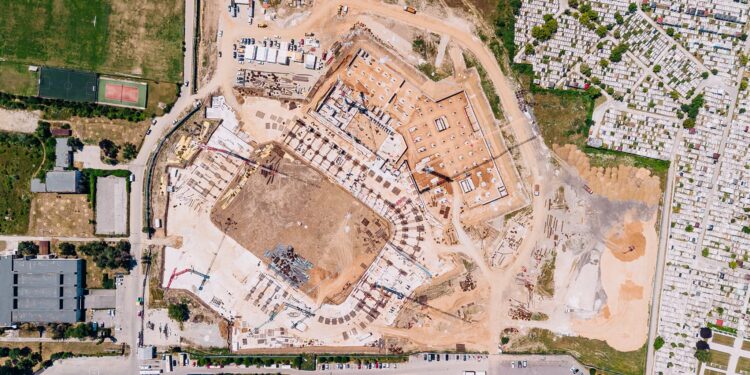 Progrese vizibile pe șantierul Stadionului „Nicolae Dobrin”