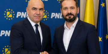 PANICĂ ÎN TABĂRA LUI COTEȚ! După ce a pierdut șefia PNL Argeș, senatorul cere ajutor de la Bolojan. Primarii s-au regrupat în jurul Alinei Gorghiu