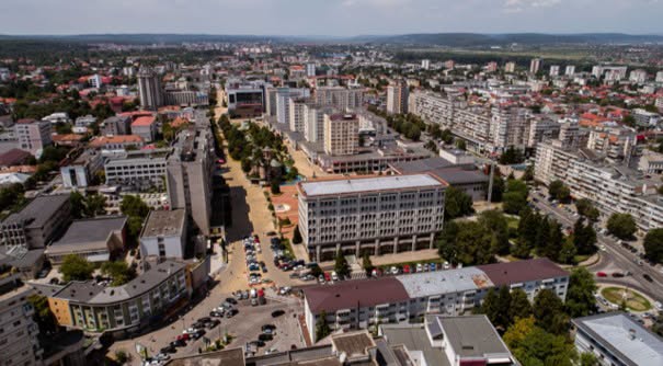 Invitație de participare la dezbaterea publică pentru concursul internațional de soluții „Zona Centrală Pitești”