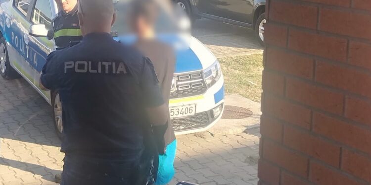 Reținut de polițiștii de la transporturi pentru săvârșirea infracțiunii de furt calificat
