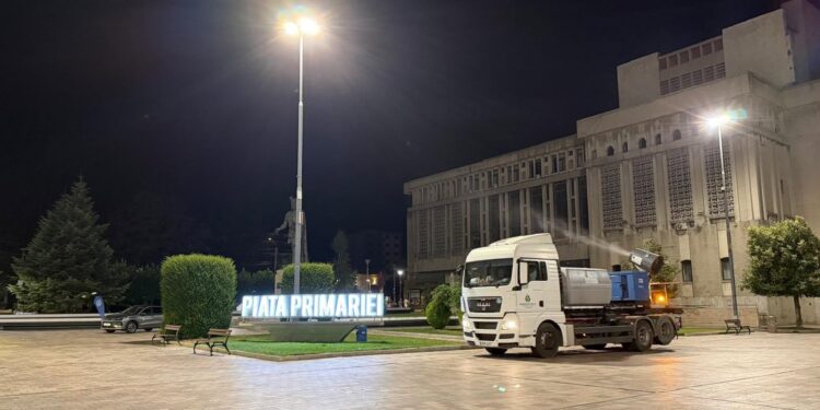 O nouă acțiune de dezinsecție în Pitești