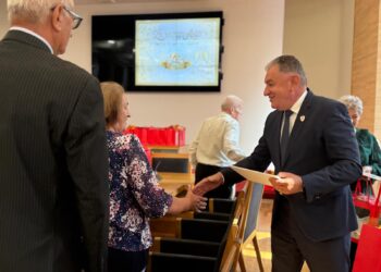 108 povești de iubire, respect și viață împreună, sărbătorite la Primăria Pitești!