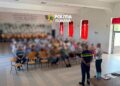 Polițiștii din Argeș, alături de comunitatea din Bârla, într-o acțiune de prevenire