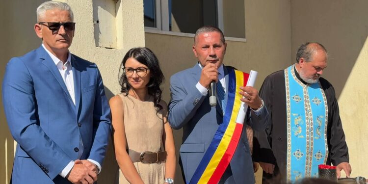Dan Stroe, mesaj pentru elevii din Bradu la începutul noului an școlar