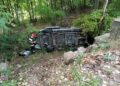 Accident grav în Argeș: mașină răsturnată în afara drumului. Patru persoane au ajuns la spital